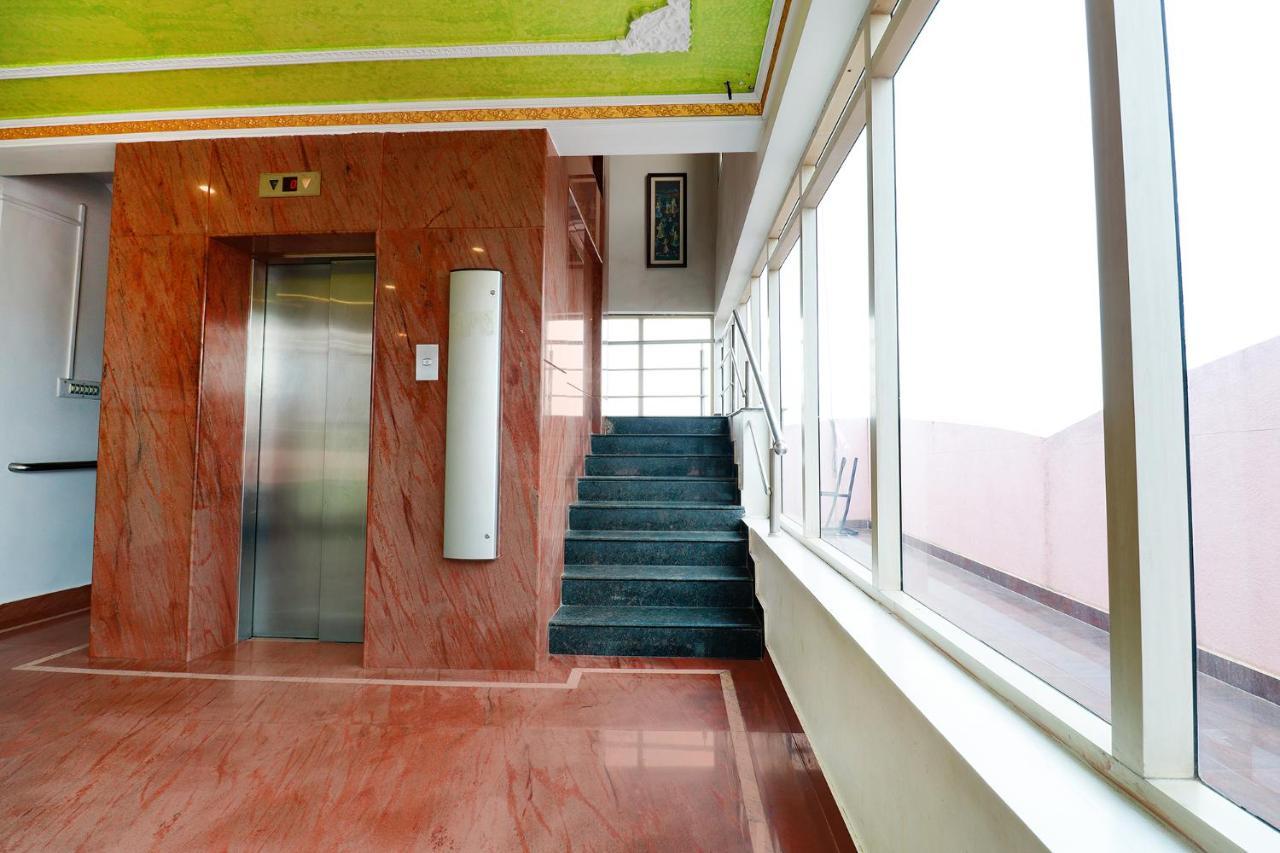 Fabhotel Shivaals Residency - Rajajinagar Bangalore Exteriör bild