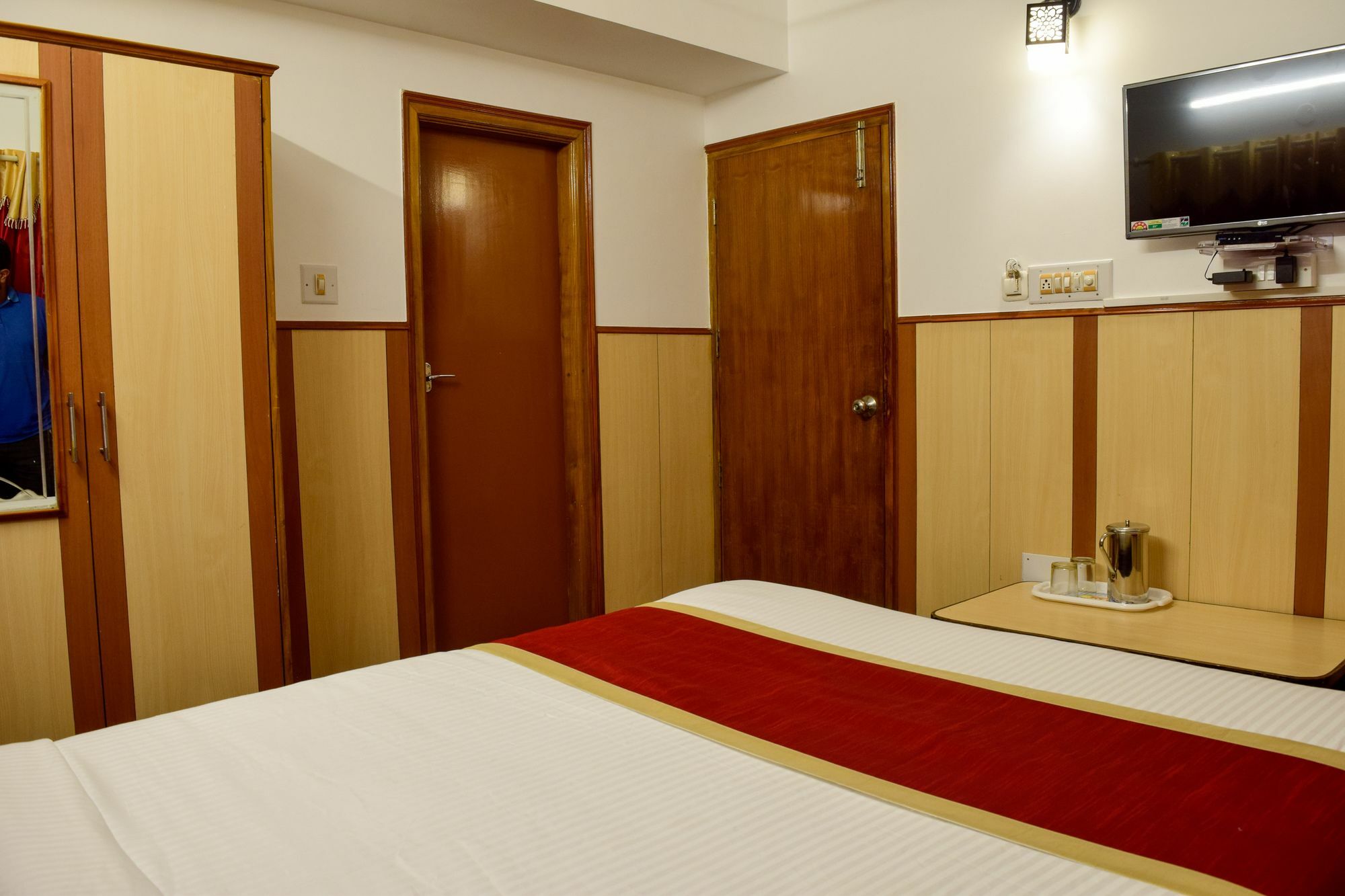 Fabhotel Shivaals Residency - Rajajinagar Bangalore Exteriör bild